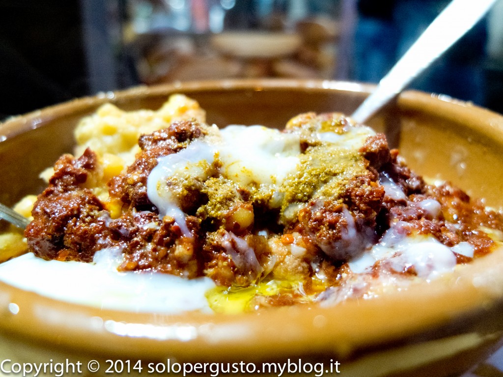 Lablabi, lo street food dell'uomo di fatica tunisino: provato per voi in scioltezza (quasi)